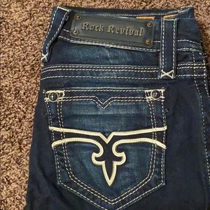 Rock Revival pearl skinny jeans